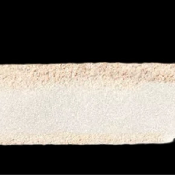 Anastasia Beverly Hills “Iced Out” White Highlighter Radiant Glow - New in Box - Picture 4 of 11